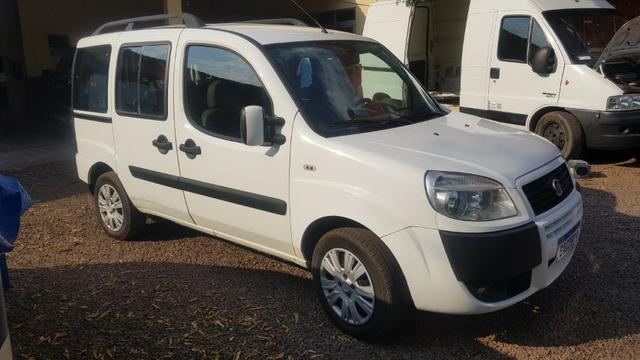 Fiat Doblo 2016 1.4 Attractive 7 Lugares Completa Ar Condicionado - Foto 2