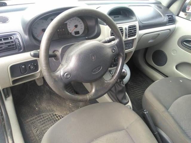 Renault clio sedan privilege 1.6 16v completo 2004 - Foto 8