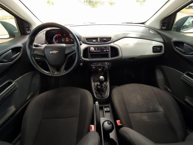Oportunidade!! Onix Joy 2016/2017,motor 1.0 ,câmbio manual 6 marchas . Carro de mulher - Foto 11