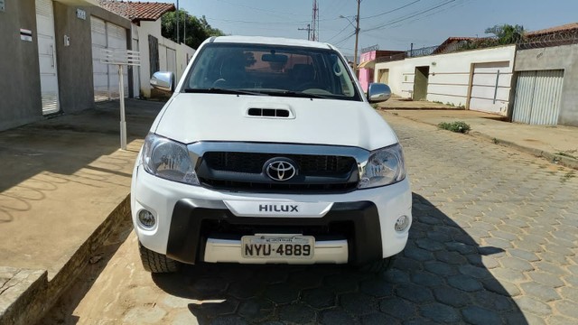 HILUX SRV CD 3.0 AUTOMÁTICO 2011/2011