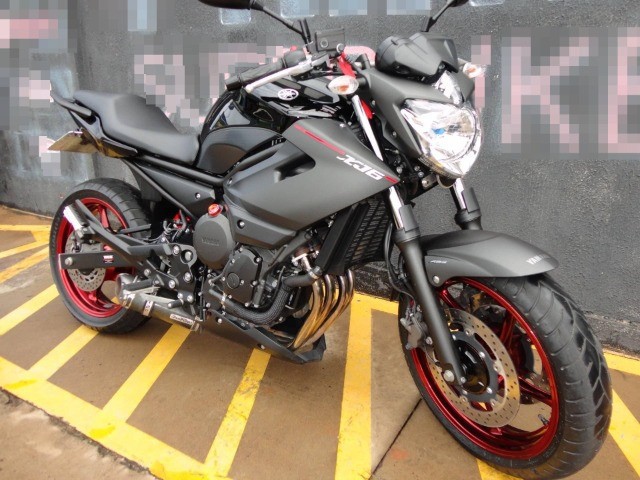 XJ6 2016