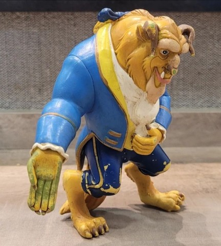 Boneco antigo de A Bela e a Fera disney - Foto 2