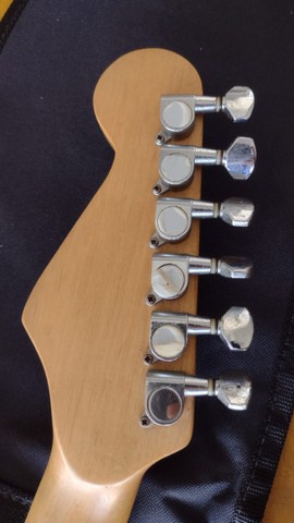 Guitarra Roadstar - Foto 5