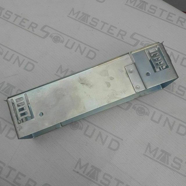 Cinta metálica. 1din. Com padrão original Bosch. Nova. 