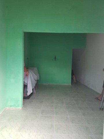 Vendo ou troco está casa por uma em Fortaleza - Foto 4