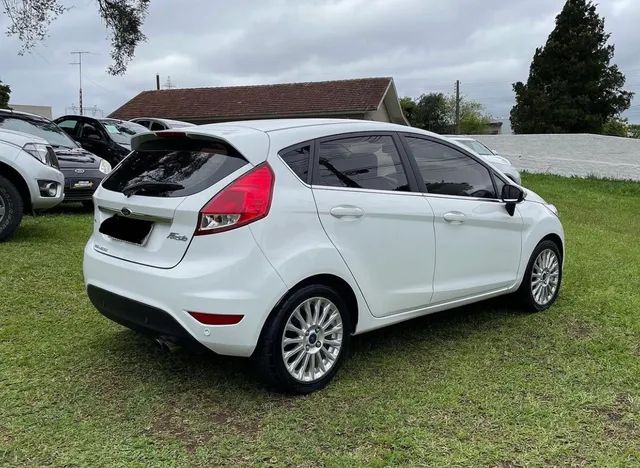 Ford NEW FIESTA TITANIUM 1.6 16V P.SHIFT - SóCarrão