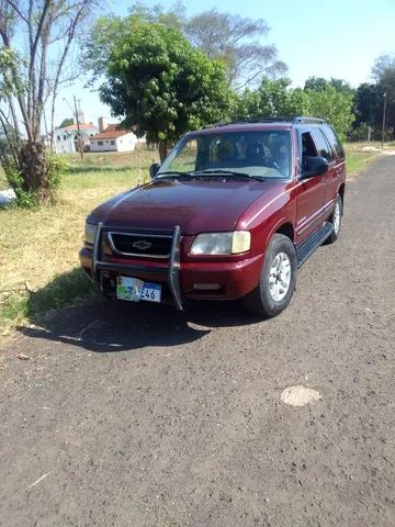 Blazer 4.3 V6 Aut. 4P. em Ribeirão Preto Gasolina 00/00 Preto