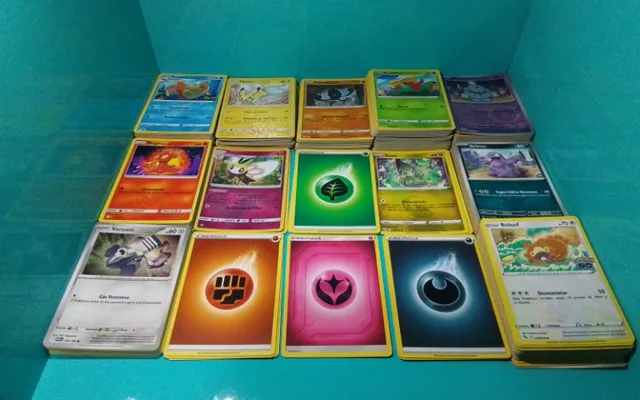 Mais Um Lote de Cartas Pokémon Tipo Lutador(terra) | Jogo de Tabuleiro  Pokémon Usado 68902017 | enjoei