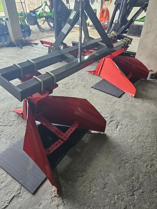 Sulcador 2 linhas para trator  - Foto 2