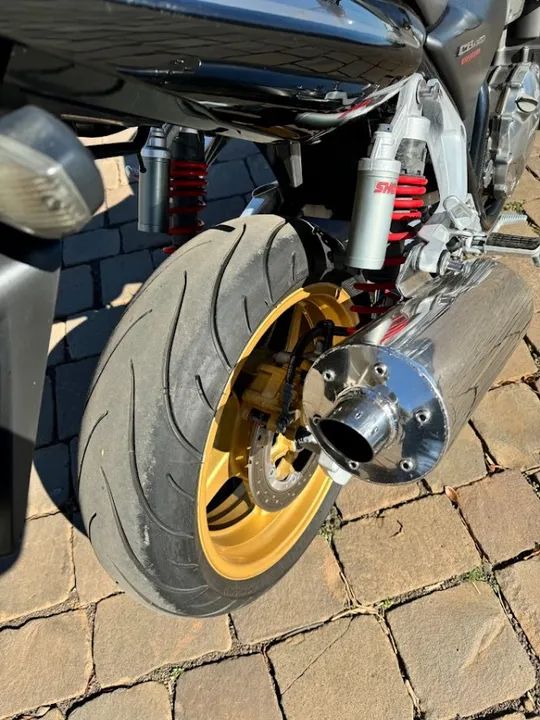 cb1300 super four