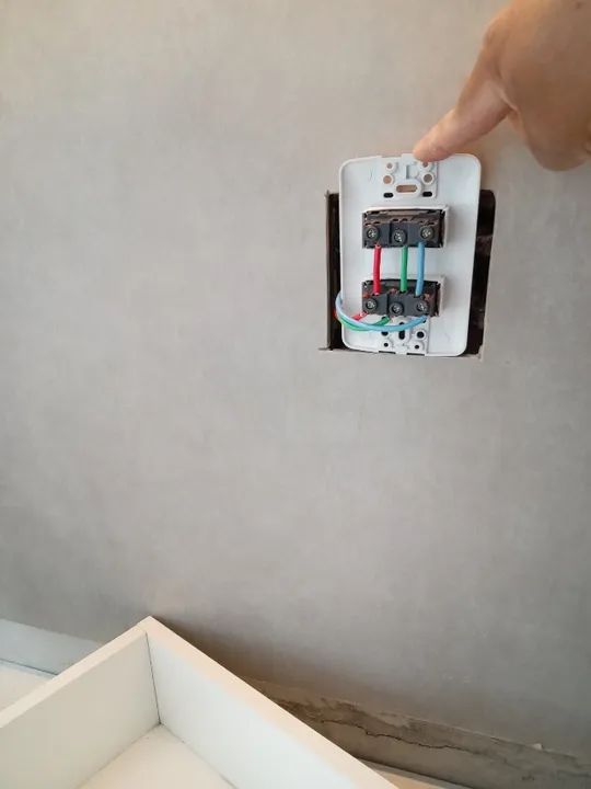 ELETRICISTA PROFISSIONAL - Foto 2