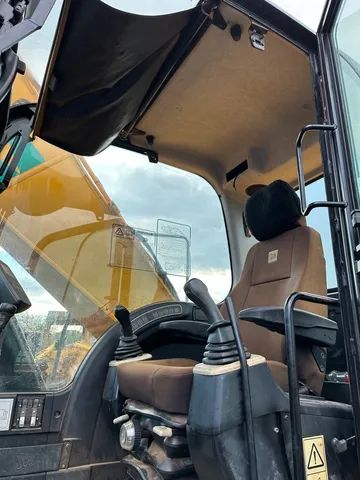 Escavadeira JCB JS200 LC 2015 20 Toneladas  - Foto 6