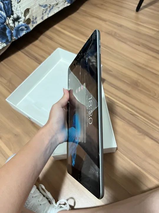Ipad 8a Geração - 32GB - Foto 6