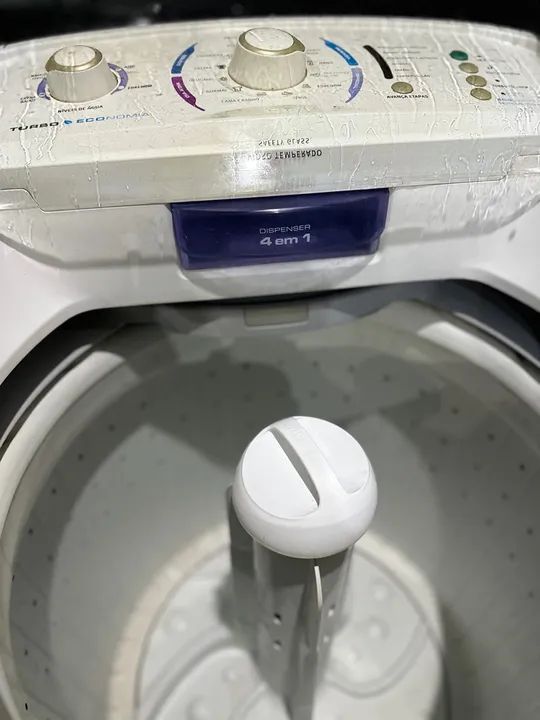 Máquina de lavar Eletrolux 15 kg semi nova - Foto 6