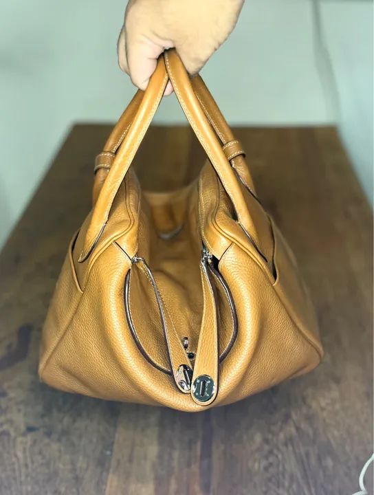 Bolsa Hermès Lindy - Foto 4