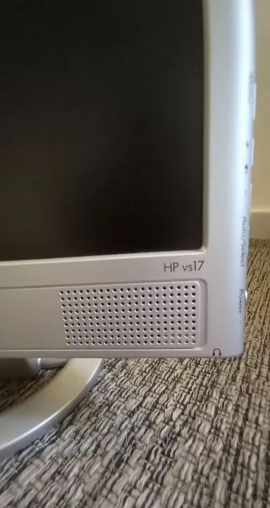 HP 17" LCD Monitor VGA - Foto 2