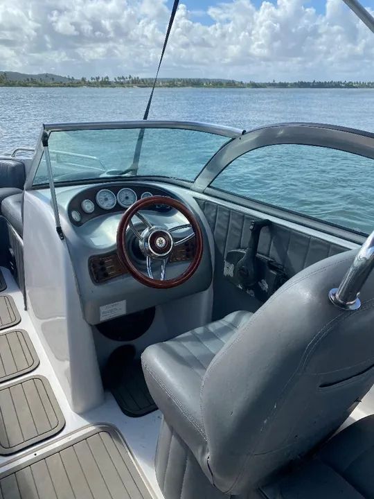 Lancha Phoenix 23.5... 92.000.00 - Foto 2