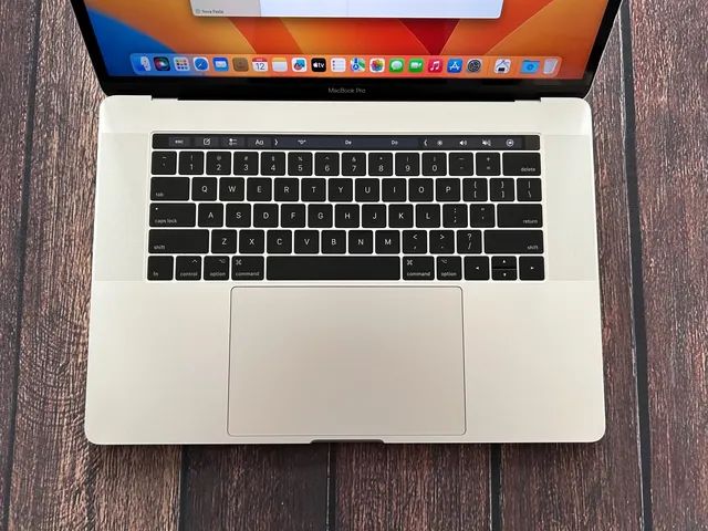 MacBook Pro 32GB i9 16GB de memória 2TB SSD - 16 Polegadas