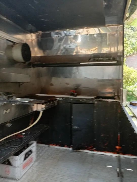 Trailer para lanches emplacado