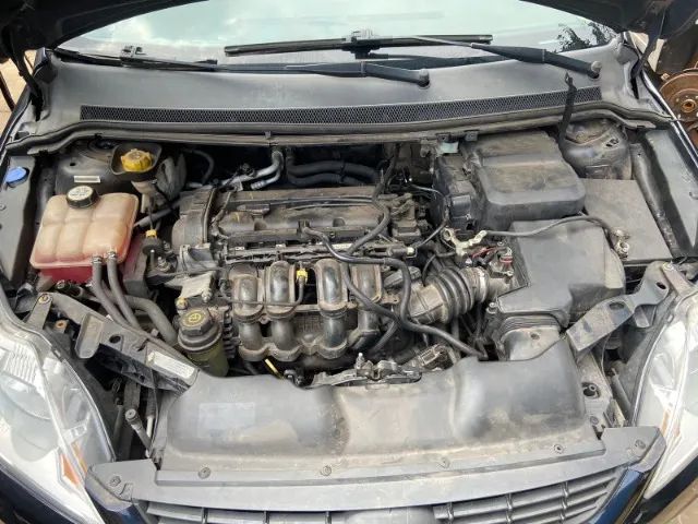 Ford Focus HC 1.6 2011-2012  - Foto 2