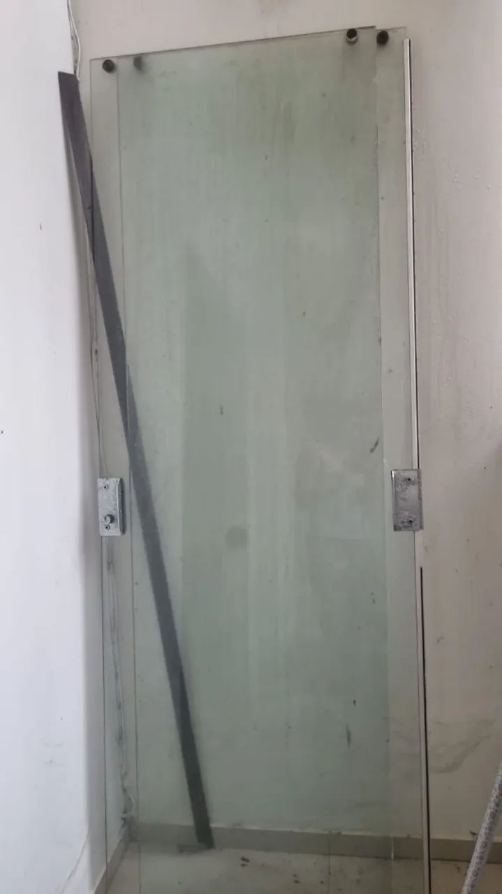 Porta de vidro temperado para segurança residencial - Foto 3