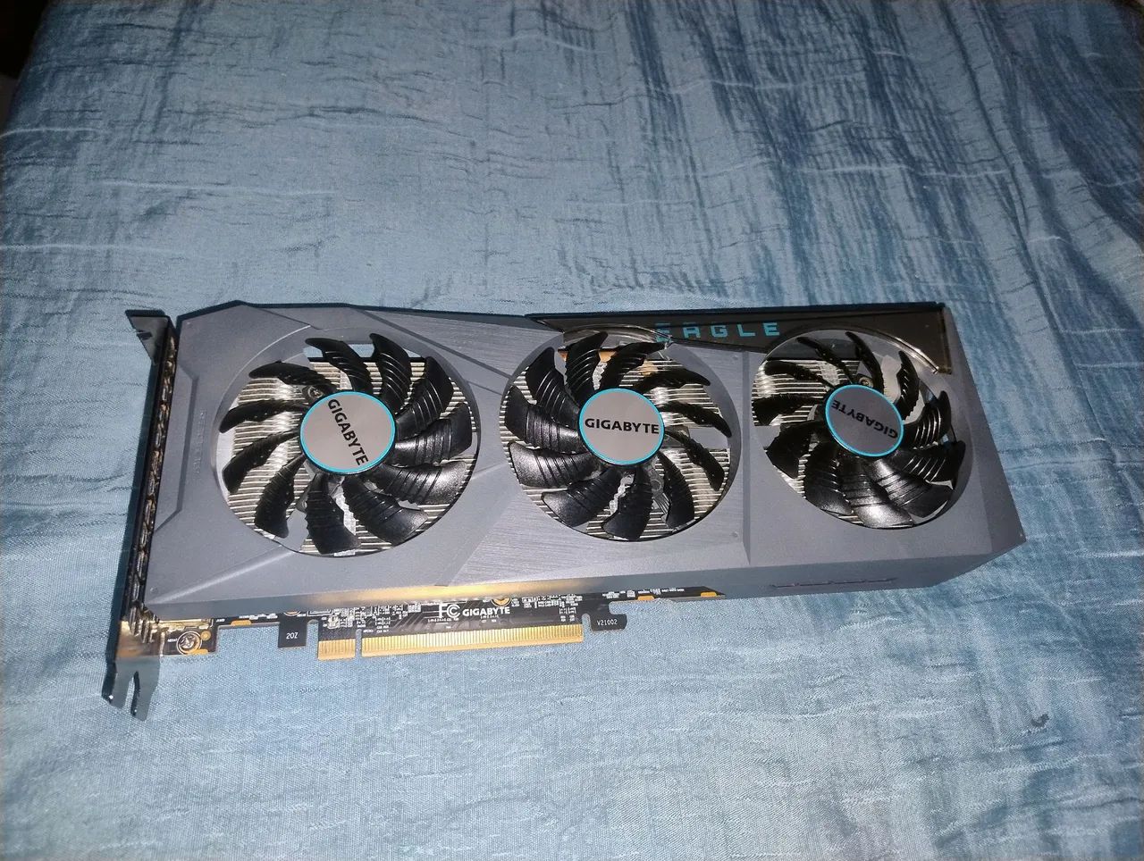 RX 6600 8 GB Eagle triple Fan - Foto 5