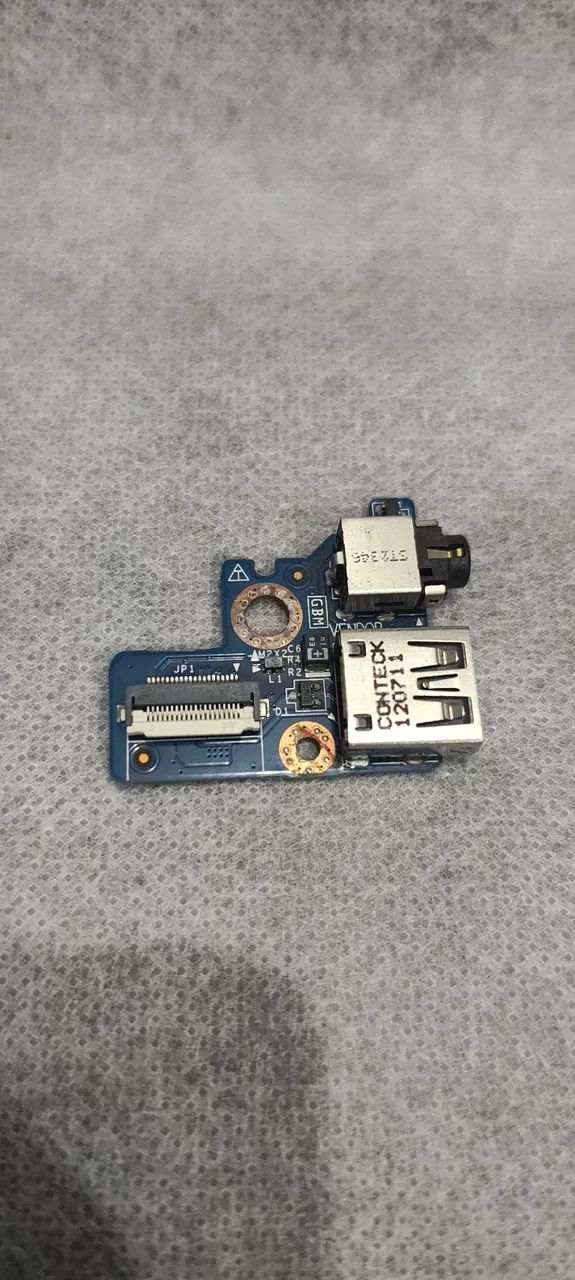 Placa com USB e Fone HP FOLIO 13 2000 QAZ60 LS-8042P