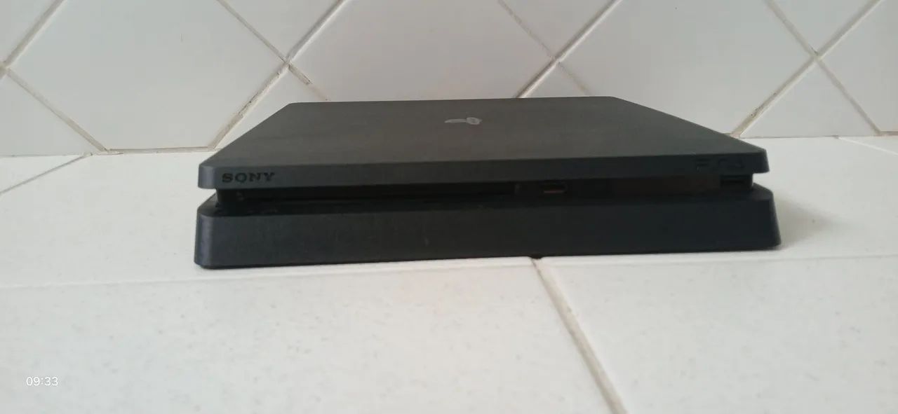 PS4 USADO ( ACOMPANHA 3 JOGOS )