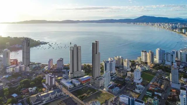 Apartamento de frente para o mar no Edifício Celine em Itapema - Foto 3
