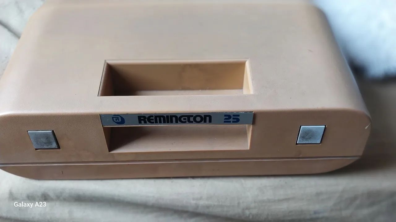 Máquina de escrever Remington 25 - Foto 3