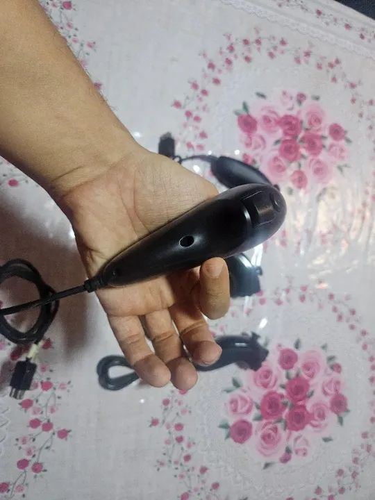nunchuck controle valor individual  - Foto 5