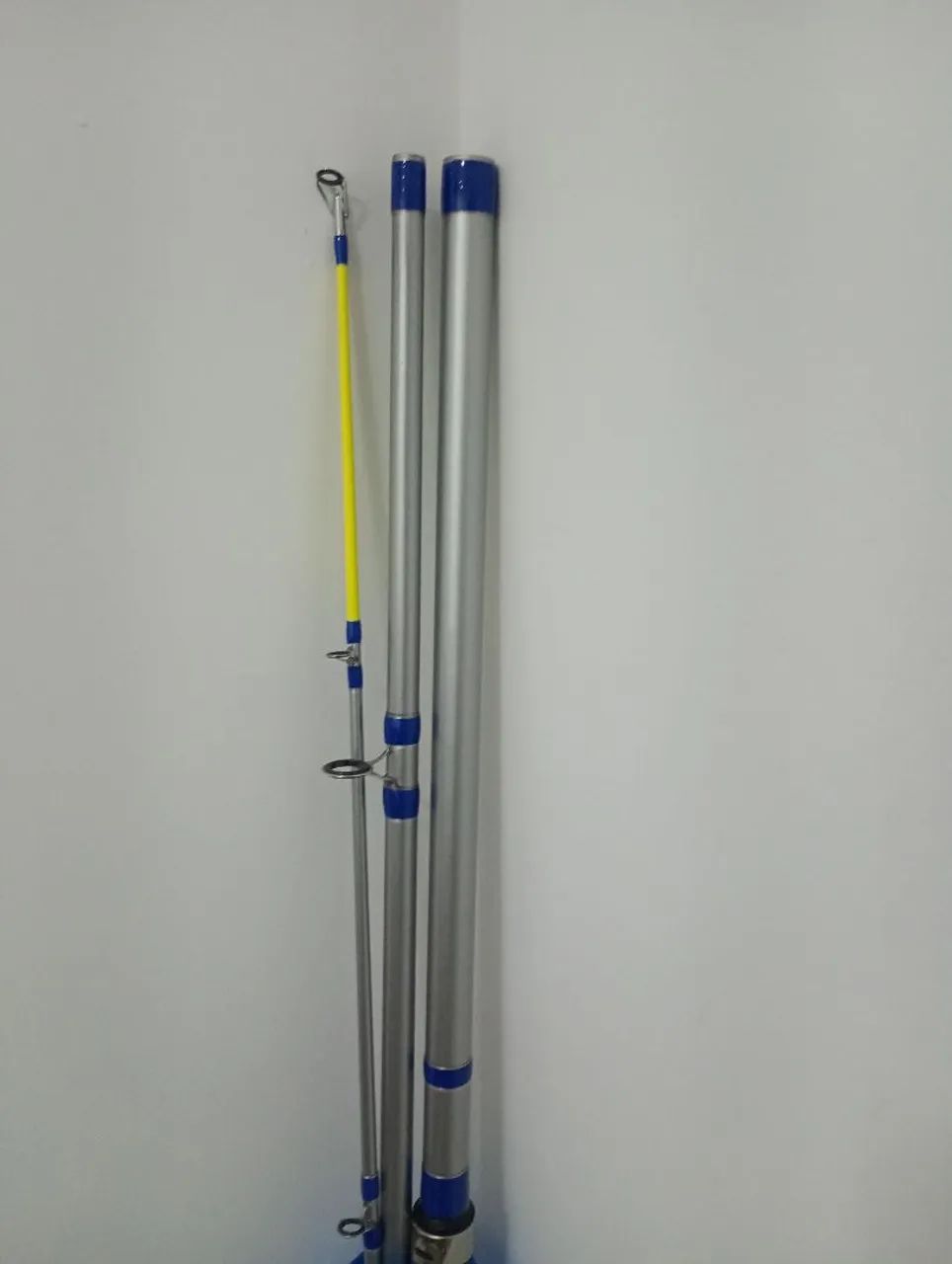 Vara de Pesca Nunca Usada com 3,90 mts