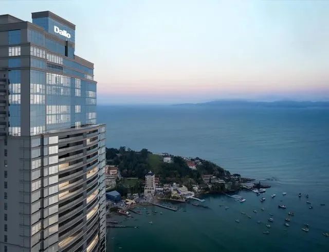 Apartamento de frente para o mar no Edifício Celine em Itapema - Foto 2