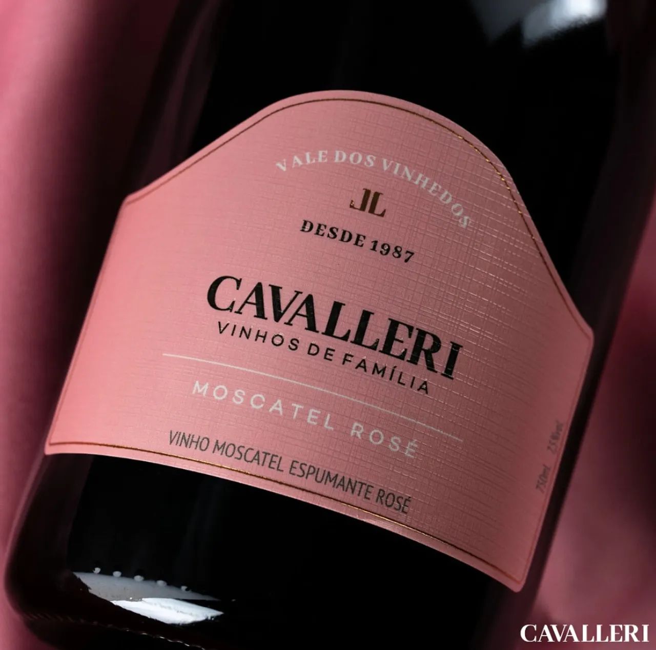 Caixa com 6 Espumante Moscatel Rosé Cavalleri - 750ml - Foto 2