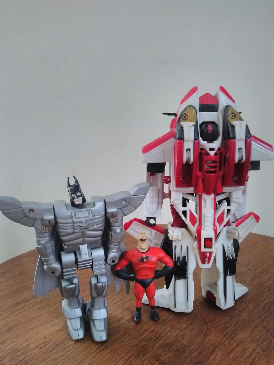 Transformers, Batman e outros brinquedos