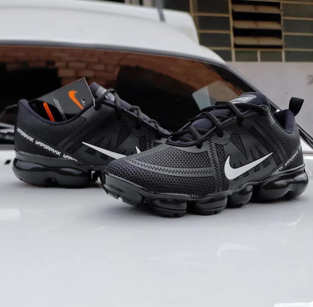 olx vapormax
