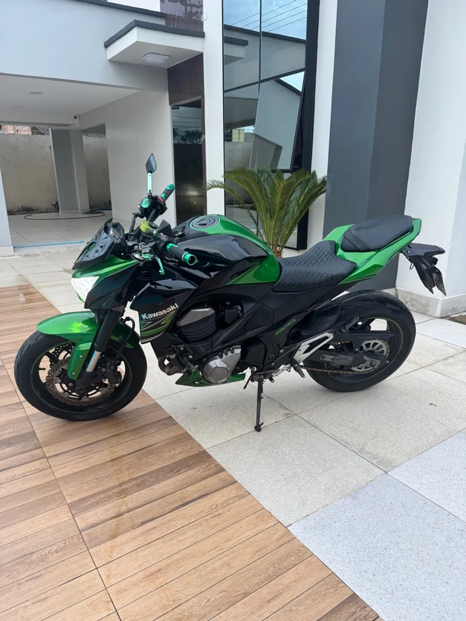 Z800 - Parcelada com preço de à vista