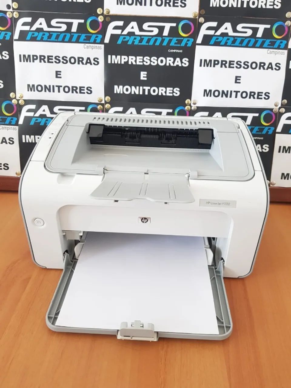 Impressora HP LaserJet P1102 laser toner econômica  - Foto 3