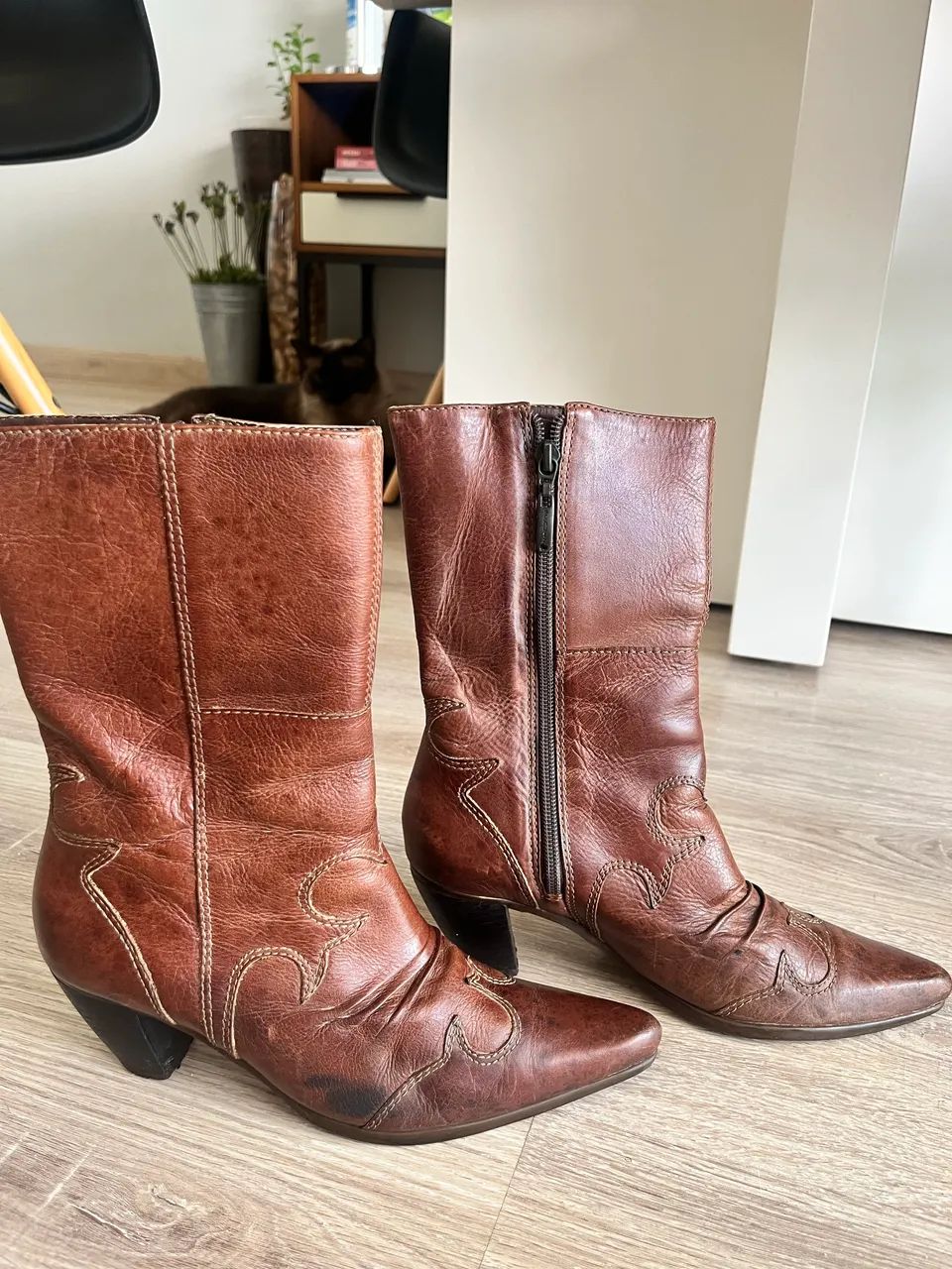 Bota em couro Schutz - Foto 2