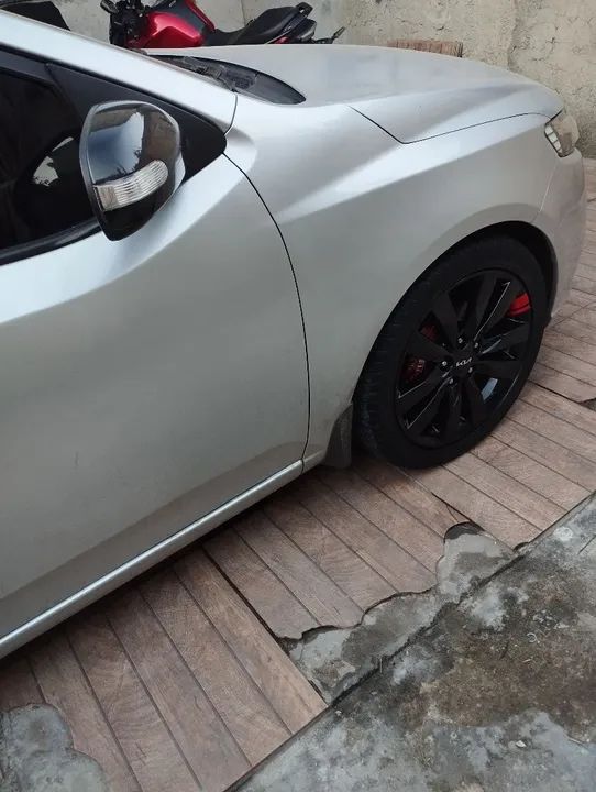 Kia Cerato 1.6 - Foto 4