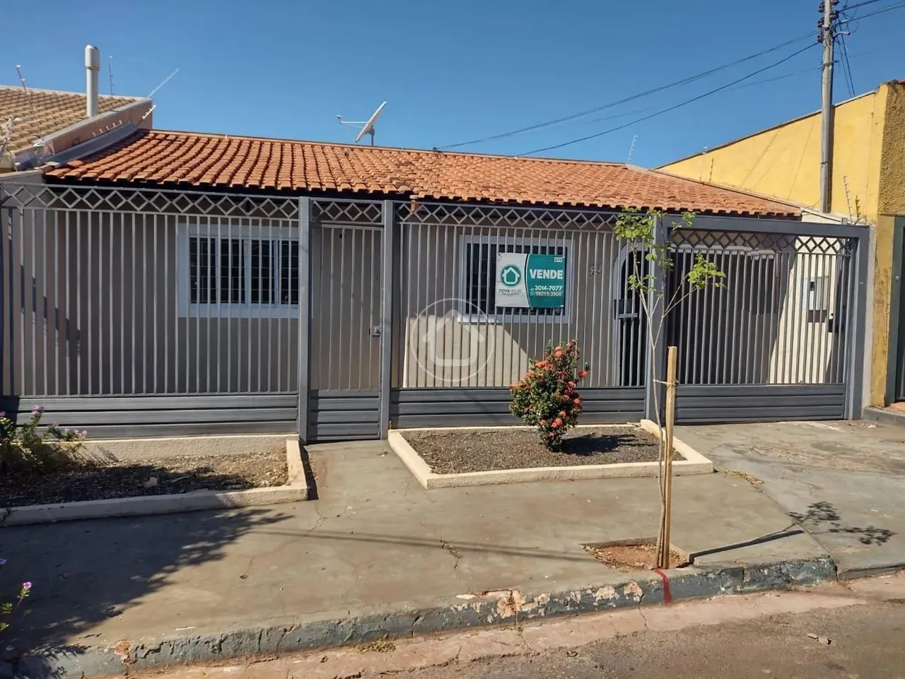 CASA 3 QUARTOS - PARQUE NOVOS ESTADOS