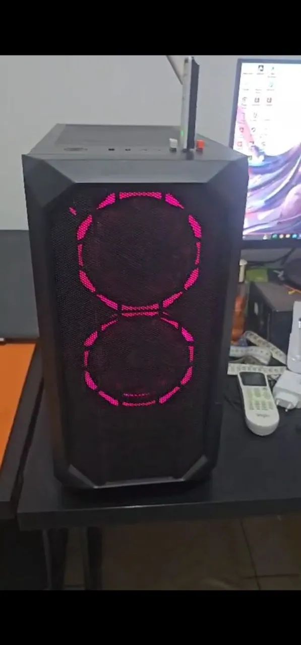 PC Gamer with RGB lighting64363329995137120