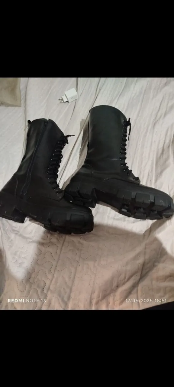 Botas Femininas Tratoradas Cano baixo