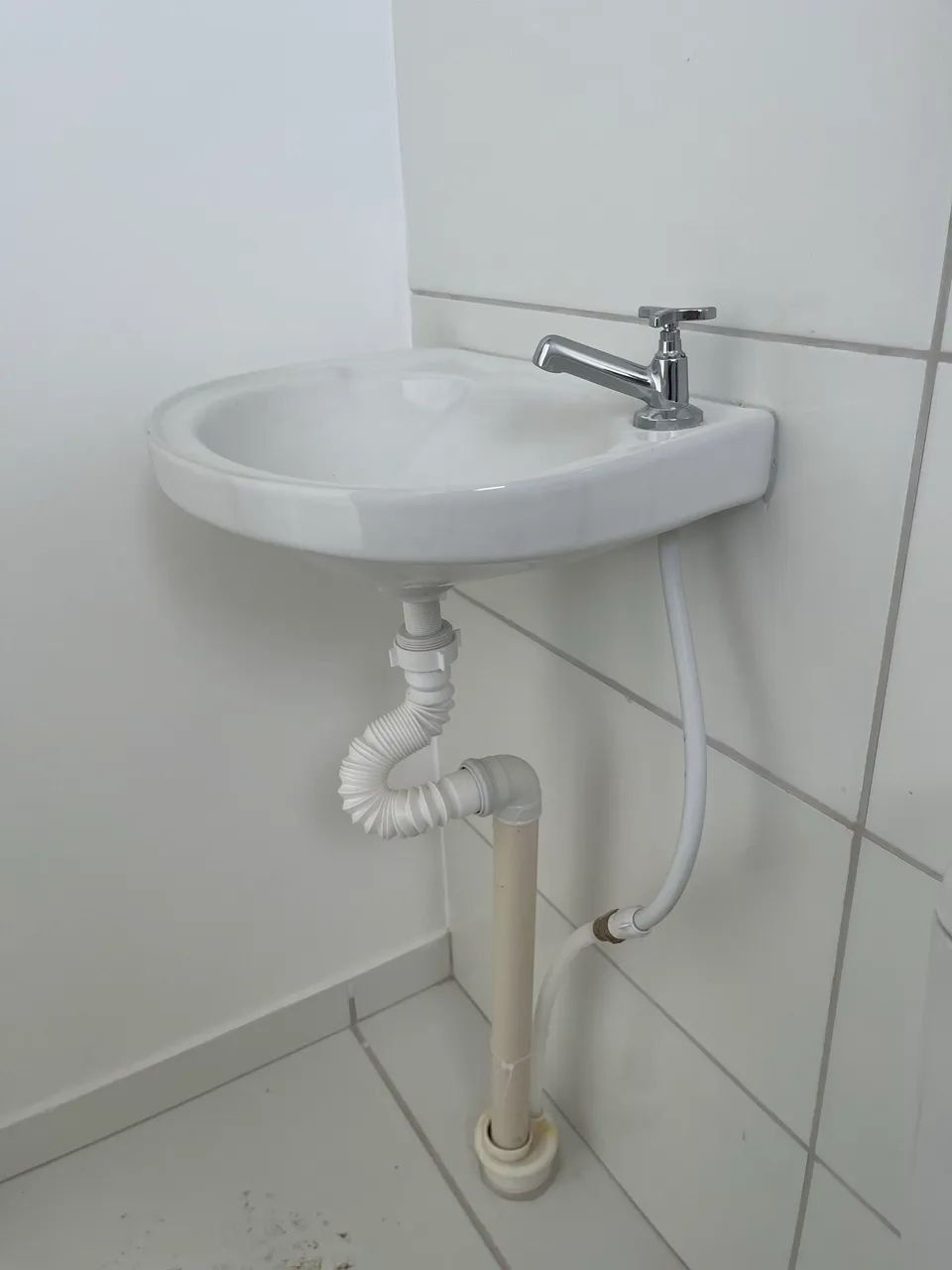 Lavatório para banheiro64595868649985122