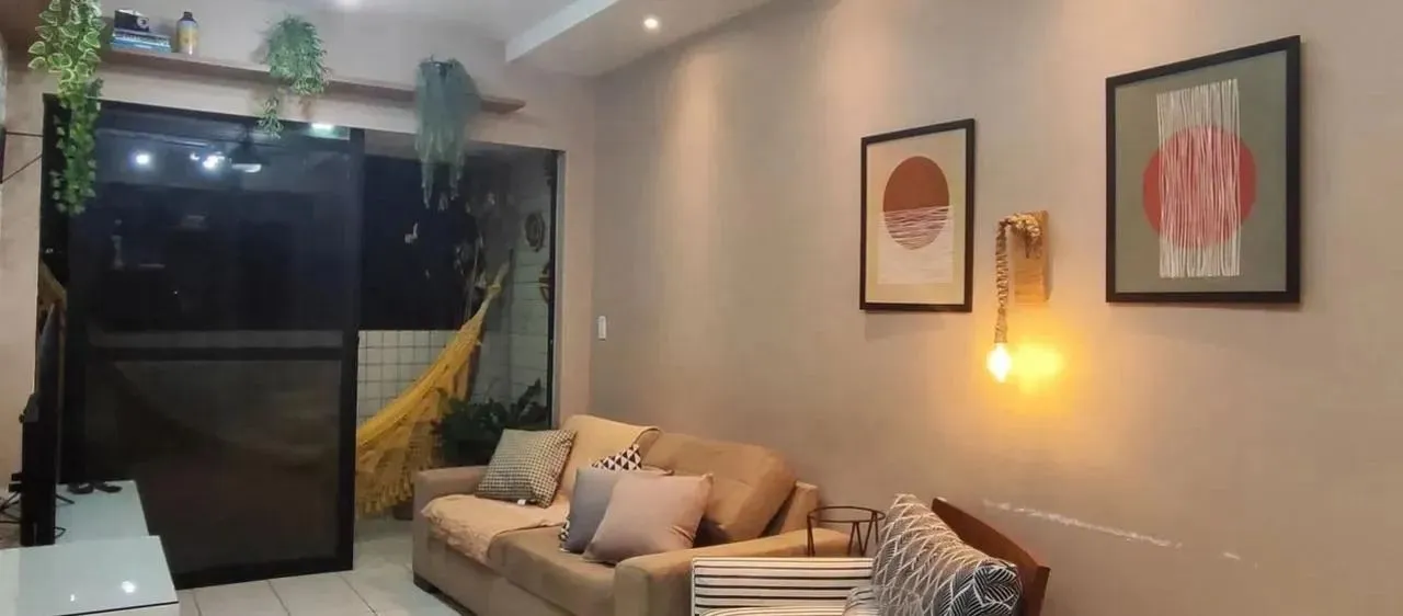 ALUGO APARTAMENTO DE DOIS QUARTOS DECORADO E MOBILIADO em Jardim Oceania - João Pessoa - P