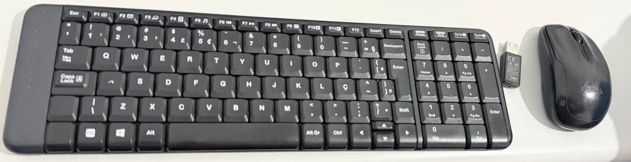 Combo Teclado e Mouse sem fio Logitech MK220 Layout ABNT2 - Foto 2