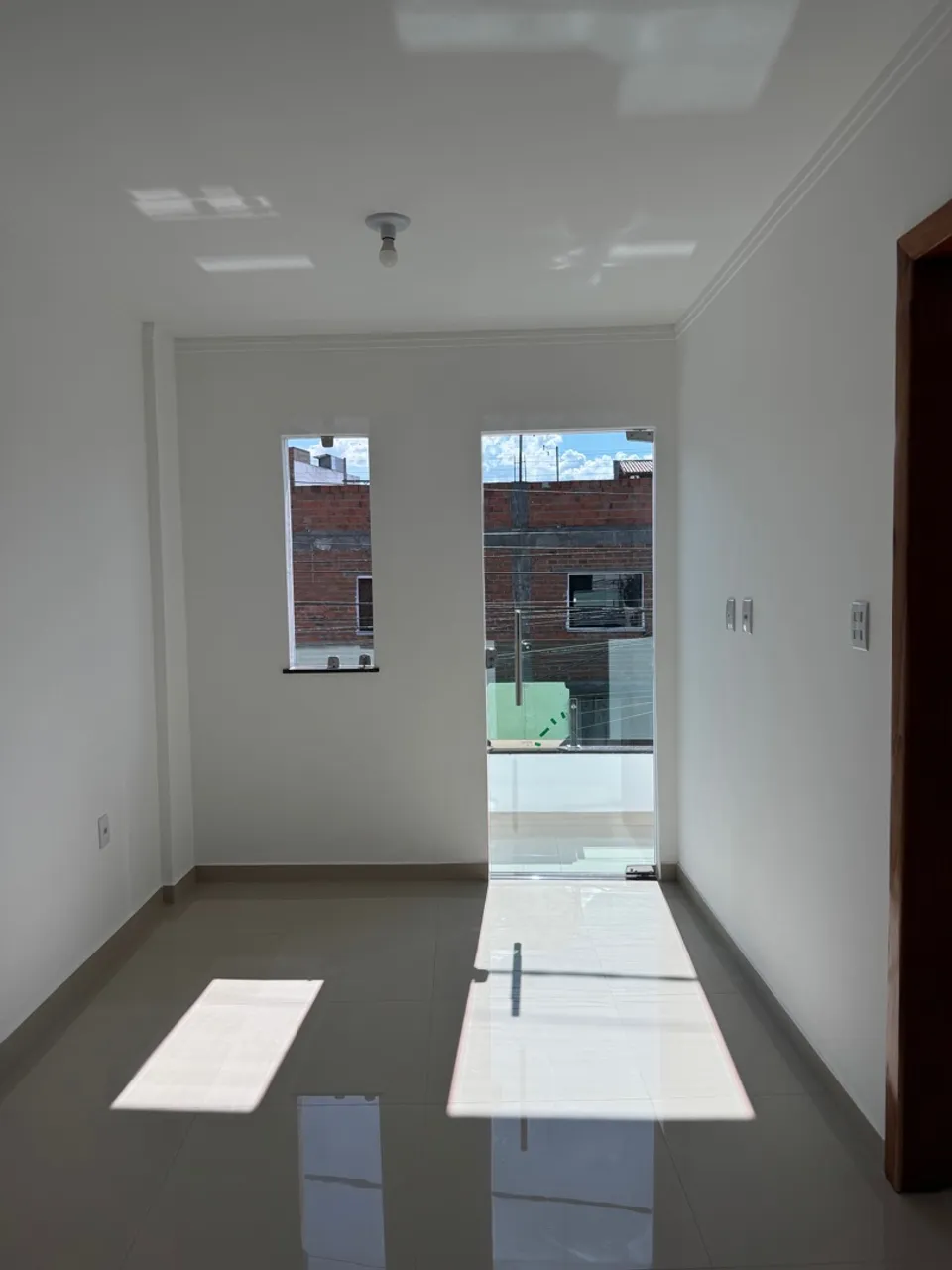 ALUGO EXCELENTE APARTAMENTO