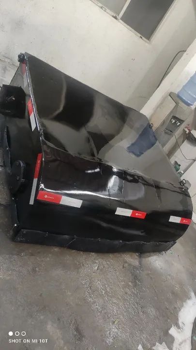 Vassoura hidráulica para Mini carregadeira 