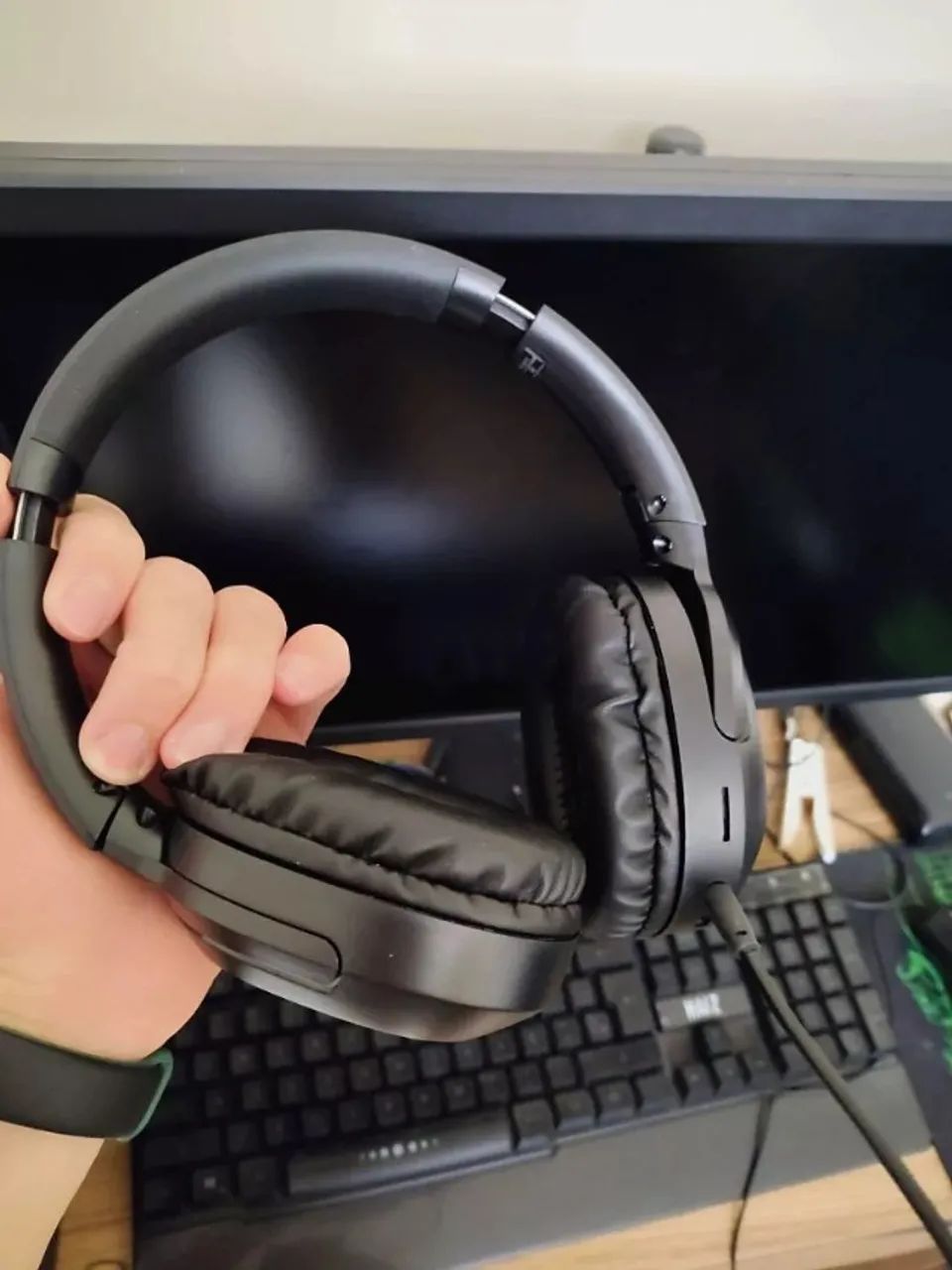 Headset gamer bluetooth com RGB com microfone removível k25 Kimaster - Foto 5