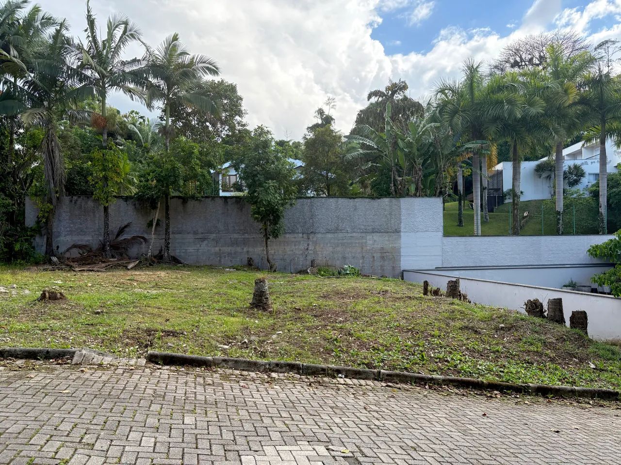 **OPORTUNIDADE** Terreno 300m2 rua sem saída em bairro nobre Brusque - Foto 4